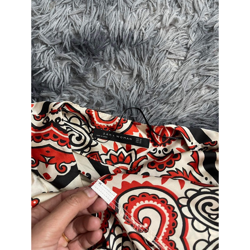 Đầm lụa zara đắp chéo