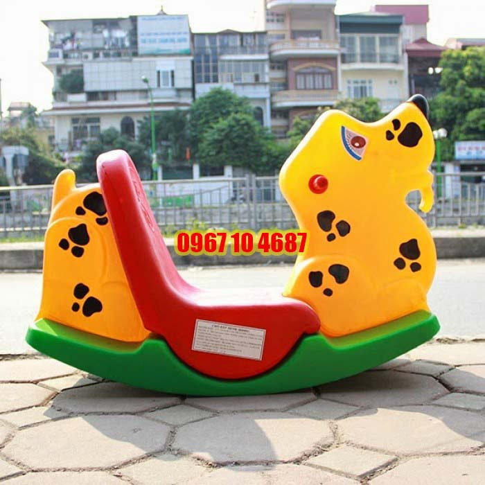 Bập bênh hình Hưu cao cổ