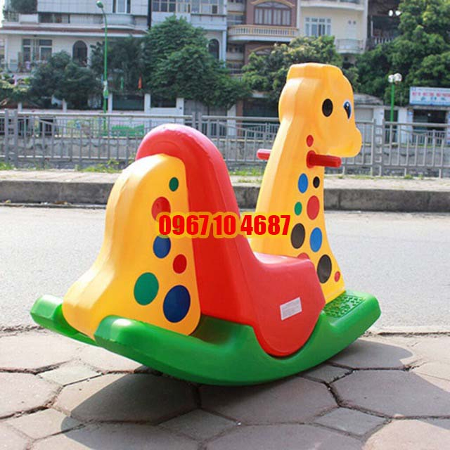 Bập bênh hình Hưu cao cổ