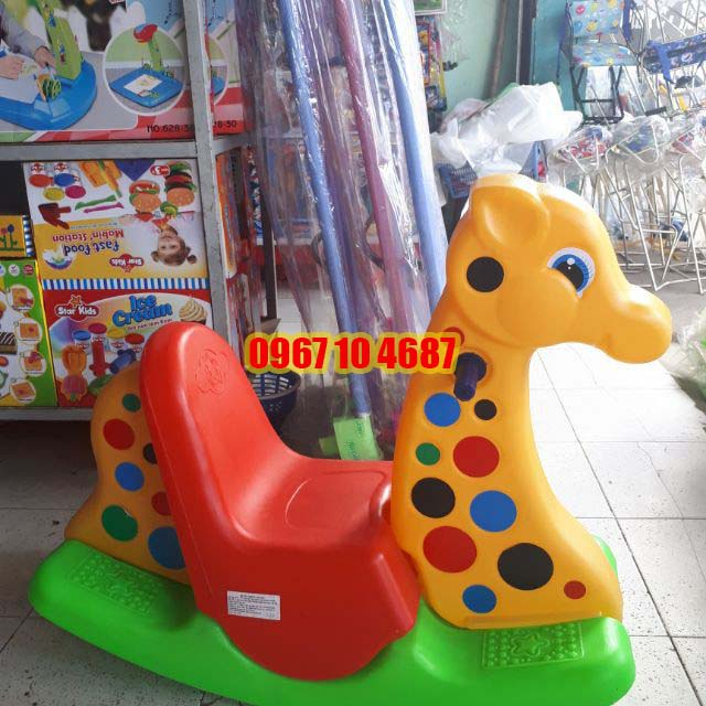 Bập bênh hình Hưu cao cổ