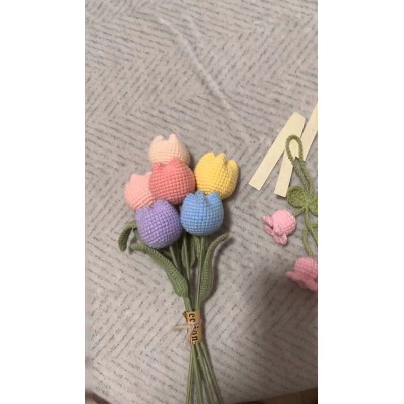 Hoa tulip bằng len(lẻ 1cành, không gói)