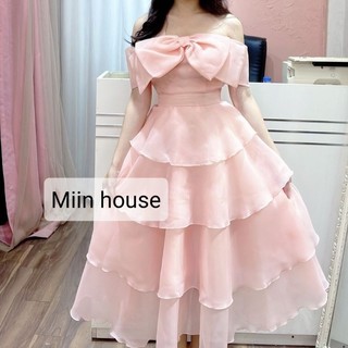 Váy trễ vai nơ ngực 4 tầng