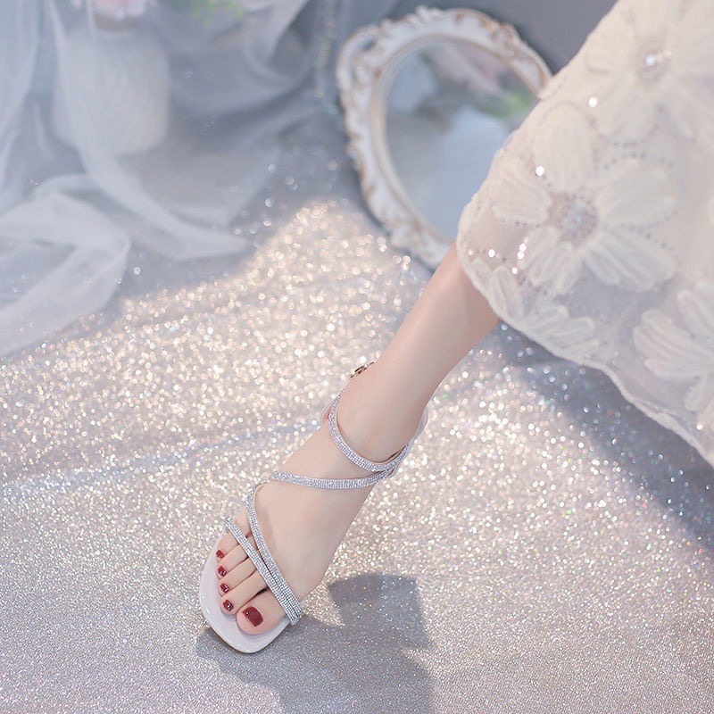 Giày sandal gót vuông phối dây đá cao 5cm