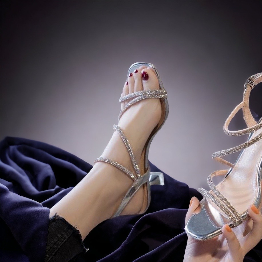 Giày cao gót da bóng phối dây đá cao 7cm - B65