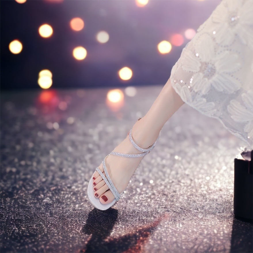 Giày cao gót quai dây chéo đá 5cm - V27