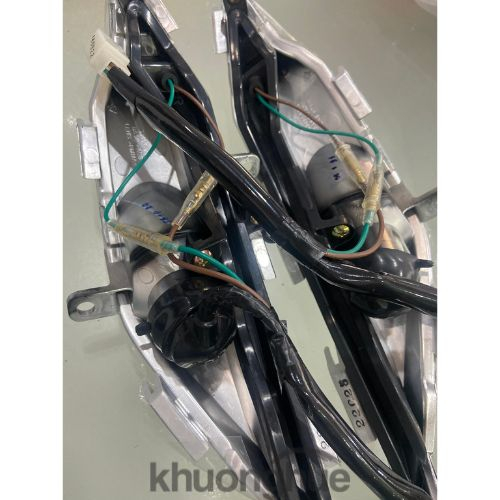 Bộ Đèn Xi Nhan Trước Xe Shark Chính Hãng SYM