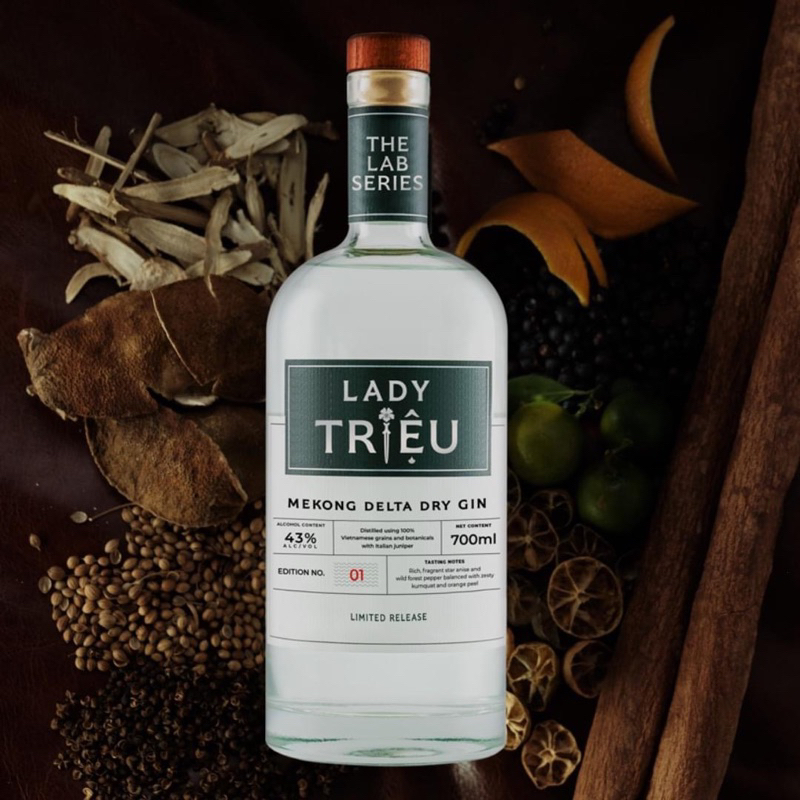 Gin Lady Triệu Mekong 700ml