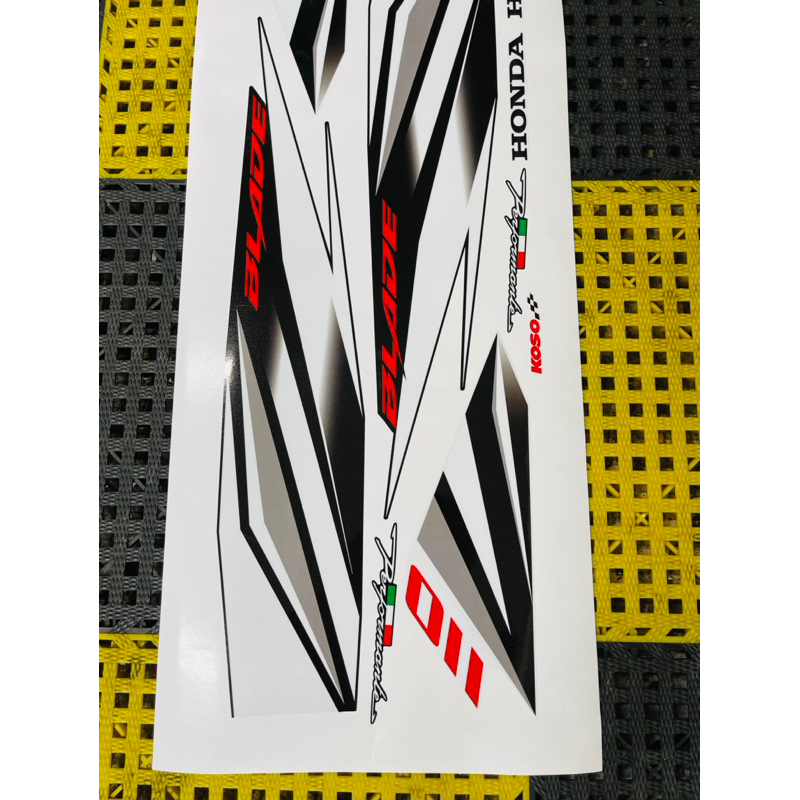 Tem zin wave blade trắng đen