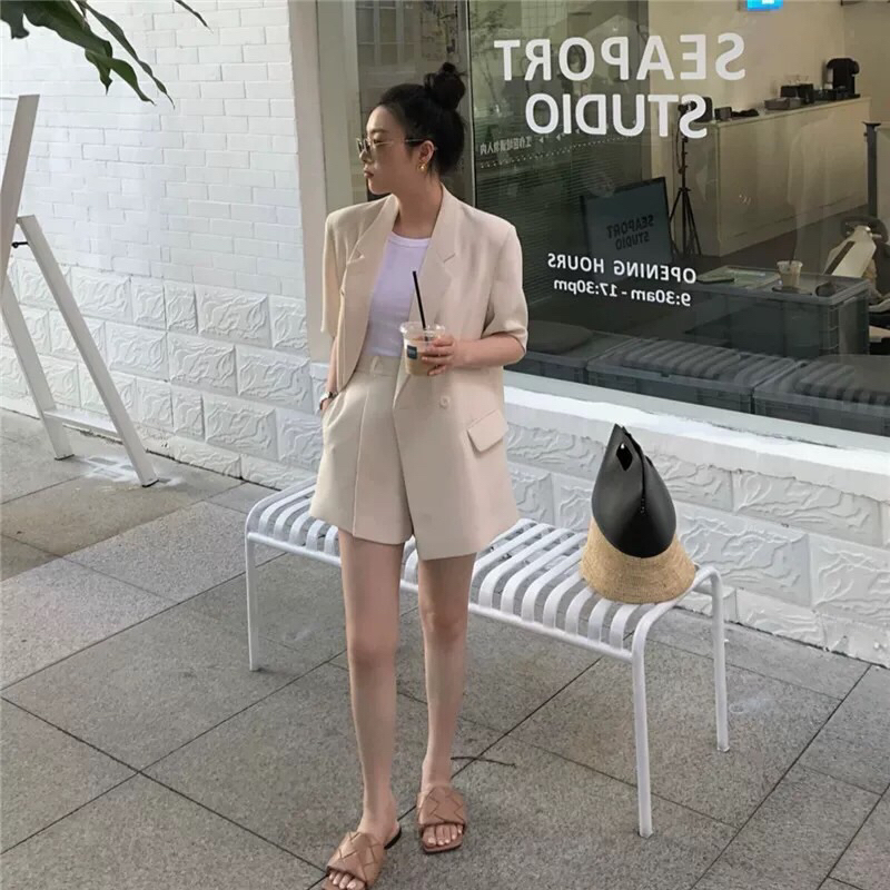 Set bộ Blazer  mùa hè áo tay ngắn kèm quần short lưng cao PLAYHARD