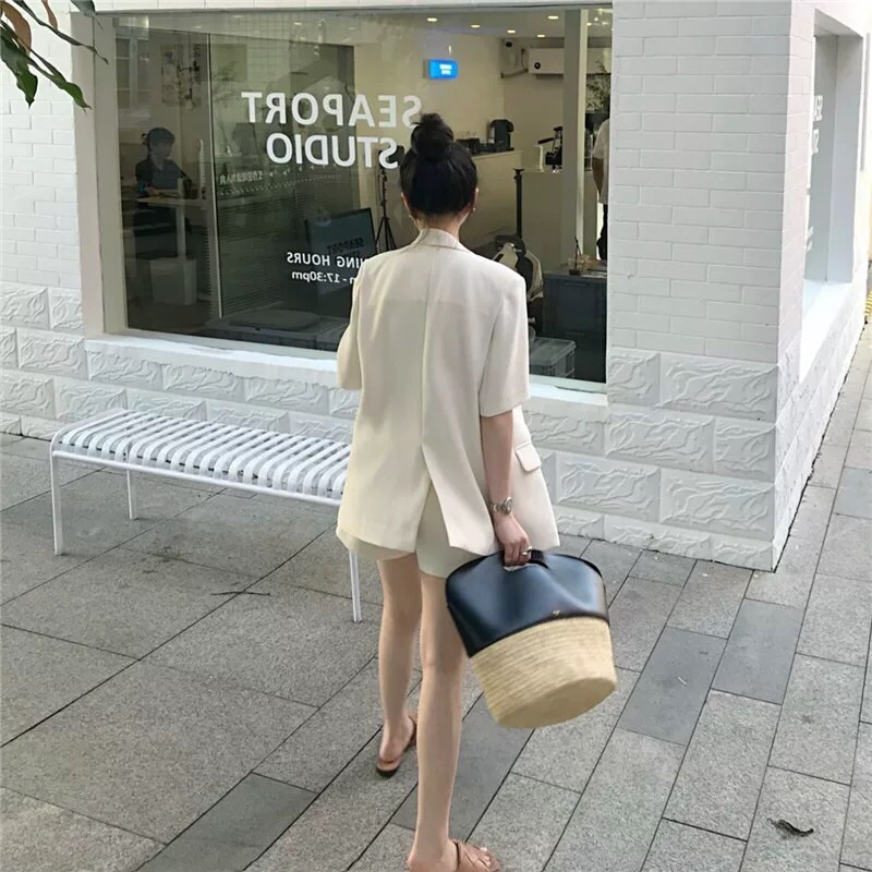 Set bộ Blazer  mùa hè áo tay ngắn kèm quần short lưng cao PLAYHARD