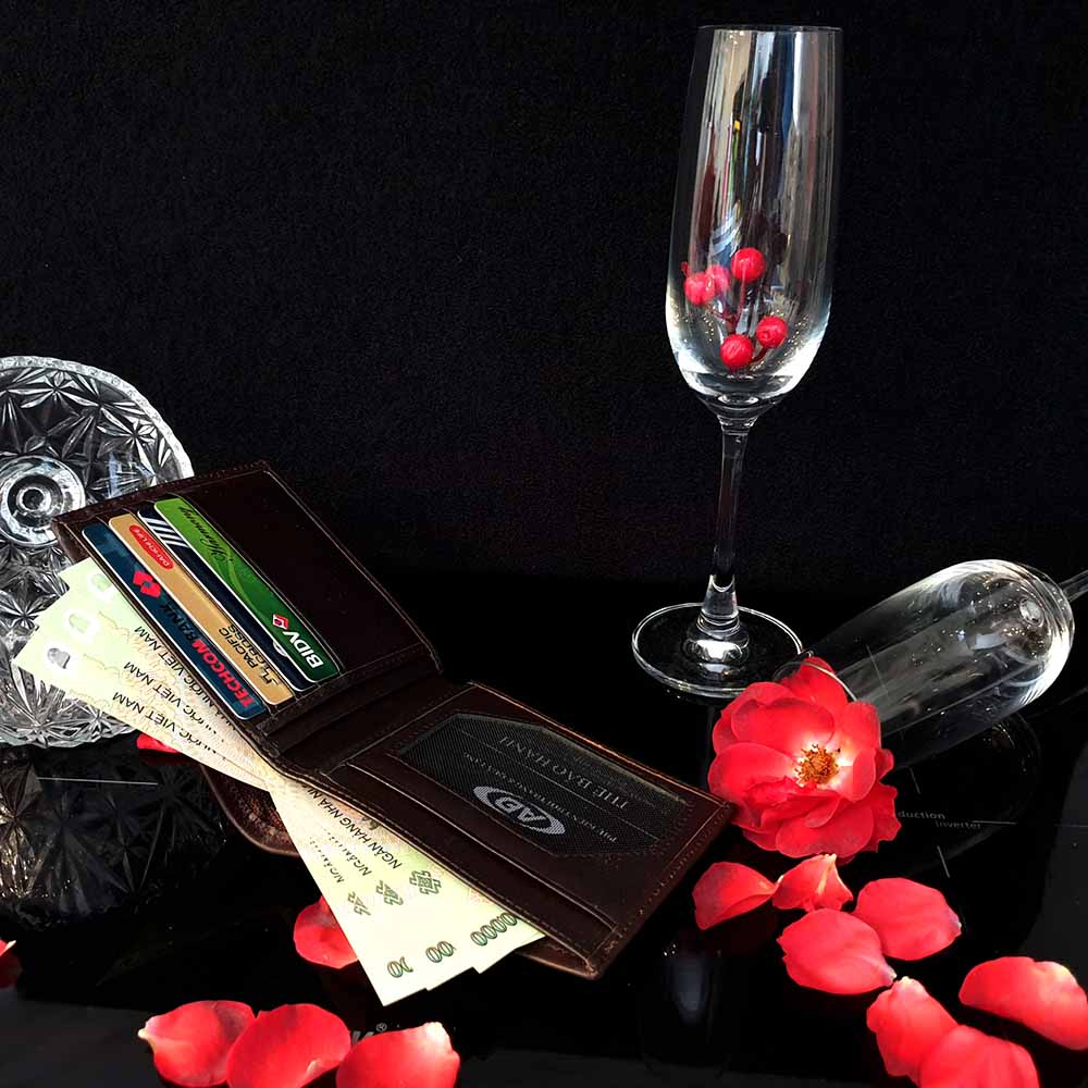 Hỏa tốc - Quà tặng nam giới full túi hộp quà kèm theo y hình - Ví da nam cao cấp