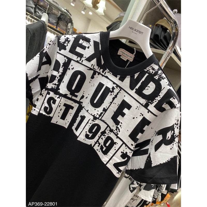 Áo phông M/C/Q hoạ tiết chứ cực chất new