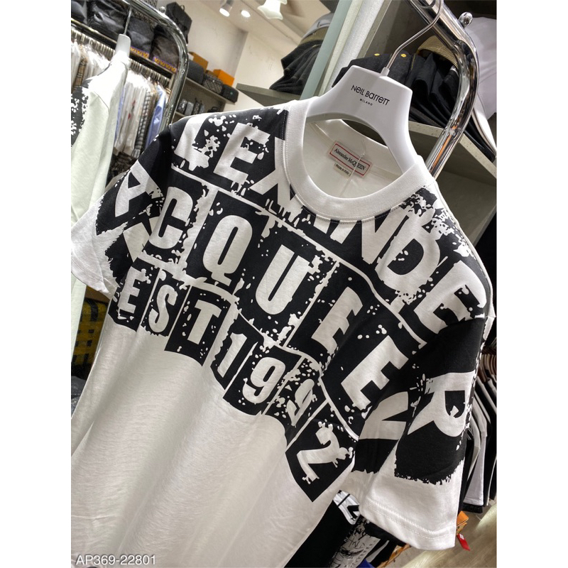 Áo phông M/C/Q hoạ tiết chứ cực chất new