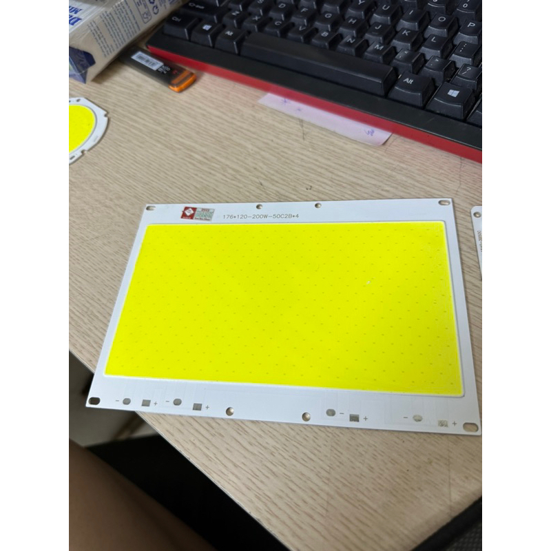 ĐÈN PHA LED 200W và 150W CAO CẤP NGOÀI TRỜI IP66