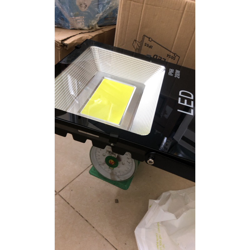 ĐÈN PHA LED 200W và 150W CAO CẤP NGOÀI TRỜI IP66