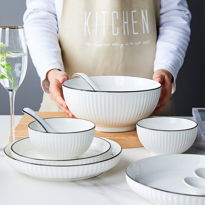 Bộ bát đĩa sứ ăn cơm gia đình trắng viền đen đẹp sang trọng GOSUMI TĐ01