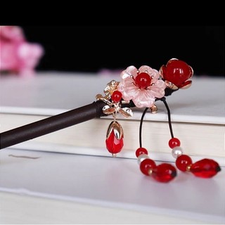 Trâm gỗ cài tóc đính hoa
