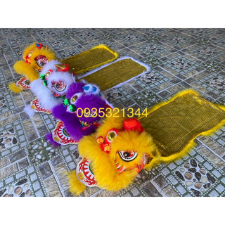 Đầu lân lông cừu vẽ tay cho trẻ từ 5 đến 10tuổi có đèn và chớp mắt (Tặng kèn đuôi kim xa)
