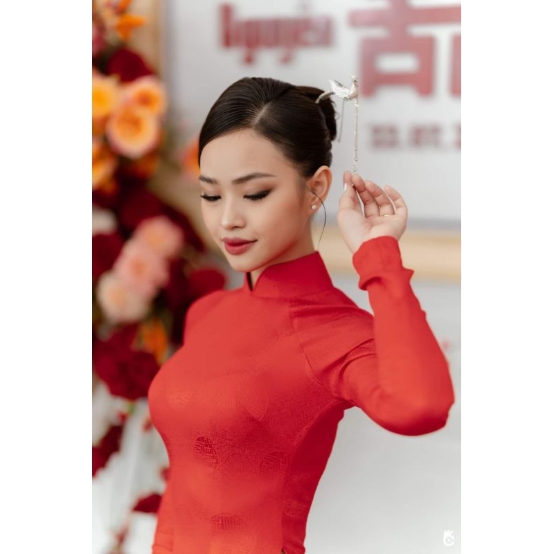 Sale_Áo cô dâu 2 tà màu đỏ hoạ tiết chữ hỷ_ vải gấm tơ mỏng mềm tà rộng_ có bigsize