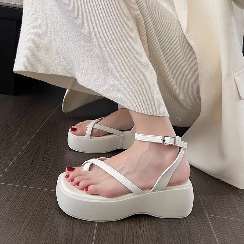 Sandal xỏ ngón dây mảnh đế xuồng cao siêu hót S400