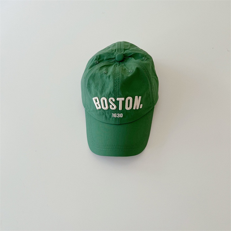 Mũ lưỡi trai Hàn Quốc thêu chữ vải dù cho bé