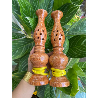 Cặp đèn điện để bàn thờ làm từ gỗ dừa