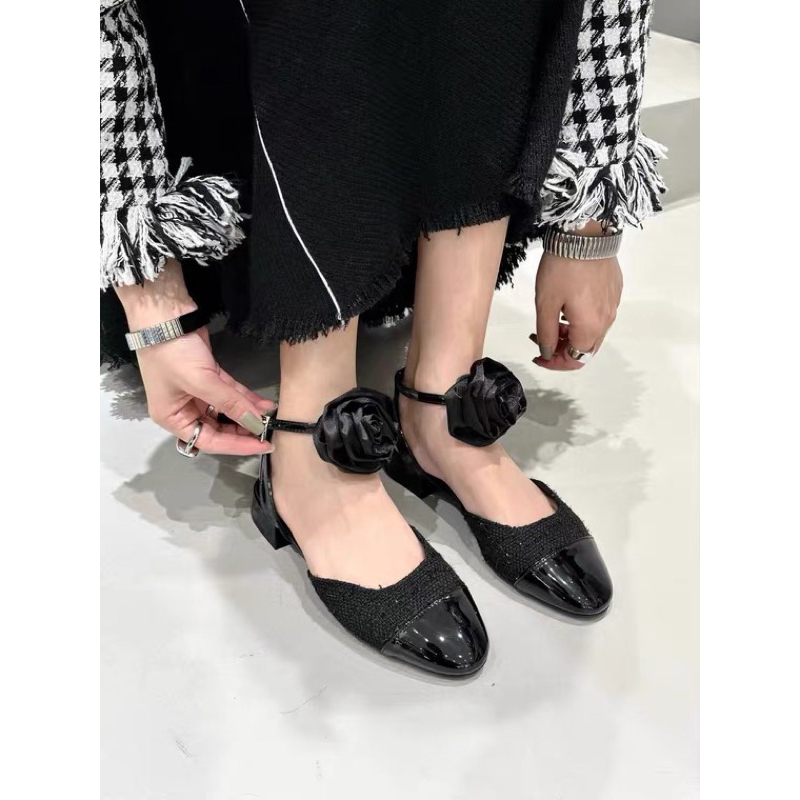Giày búp bê quai sau kèm hoa buộc cổ chân phối tweet