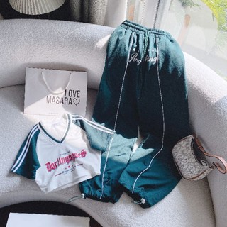16244 SET CROP PULL CHỮ CỔ TIM + JOGGER XANH