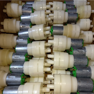 Máy bơm nước mini 3.7v 5v 6v dùng làm máy rót rượu - bơm nổi