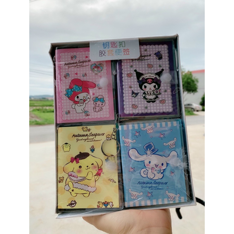 Sổ có bút kèm móc khoá