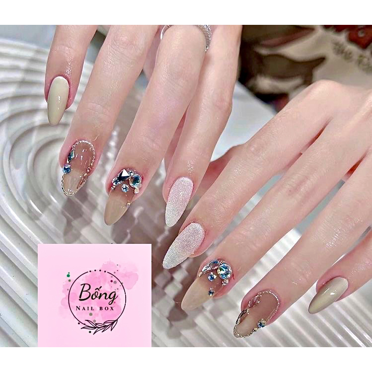 Nailbox thiết kế nhũ rắc sang trọng ( HOẢ TỐC HCM ) B170