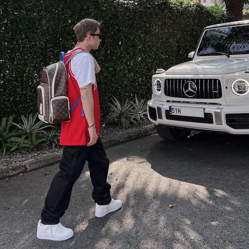 ⚡️[Hight Quality] Hàng Có Sẵn!! Balo Lv Luon VuiTuoi X NBA Basketball Monogram Brown Backpack-Balo Sơn Tùng MTP Cực Hot