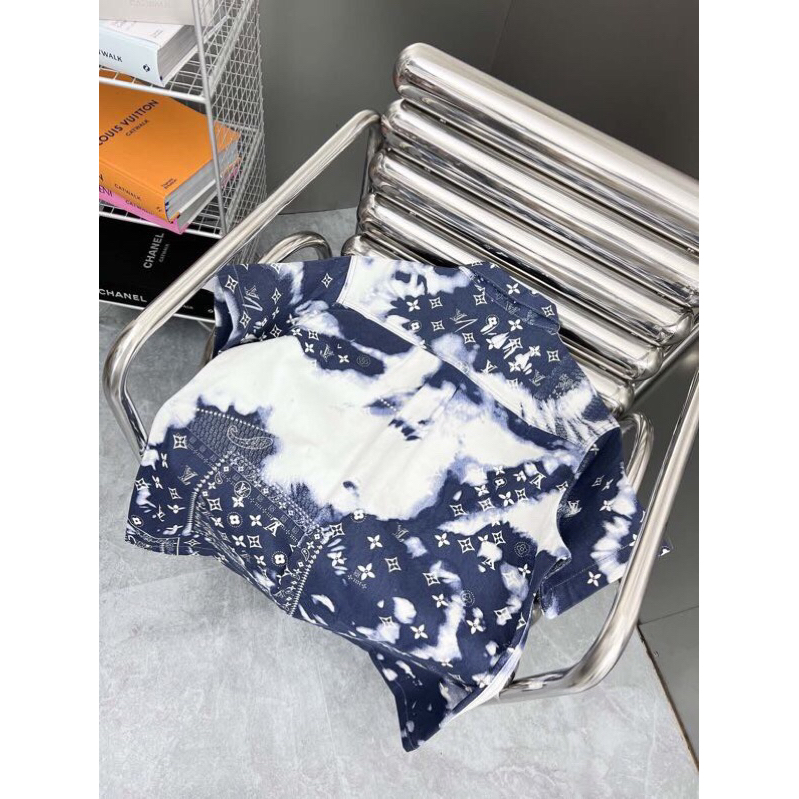 ⚡️[Hight Quality] Hàng Có Sẵn!! Áo Sơ Mi Denim Luon Vuituoi Họa Tiết Camo Monogram Bandana Blue - Hàng Loại 1 Cao Cấp