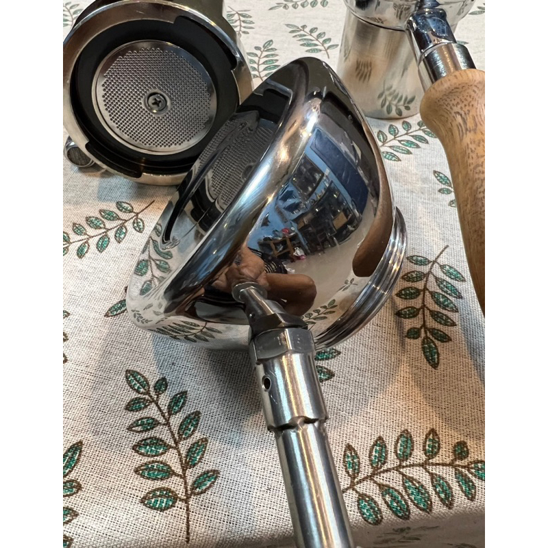 Máy pha cà phê áp suất mini 9bar