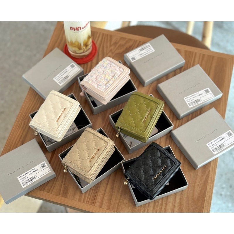 Túi Đeo Chéo CNK  Da Hạt Dáng Vuông Có Hộp Mini 10cm