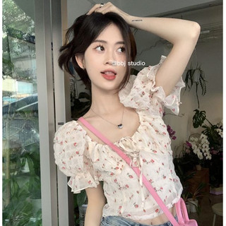 Áo voan hoa nhí tay bồng 2 lớp cổ vuông trễ vai vải voan nhún tiểu thư siêu xinh mùa hè 2023