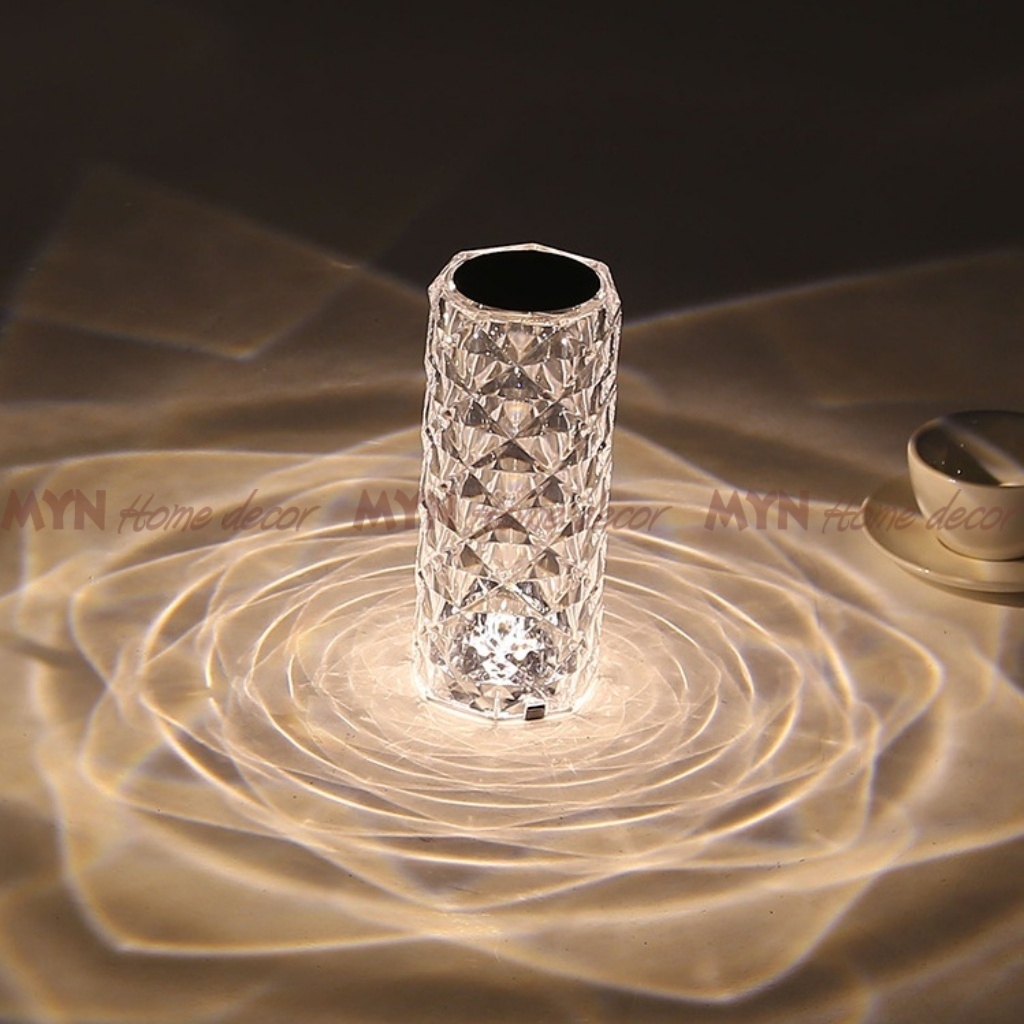 Đèn ngủ pha lê 16 màu để bàn, cảm ứng chạm, có pin sạc và điều khiển MYN Home