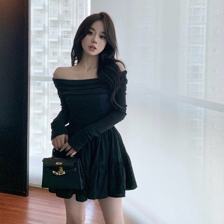 SET ÁO BẸT VAI CHÂN VÁY XOÈ