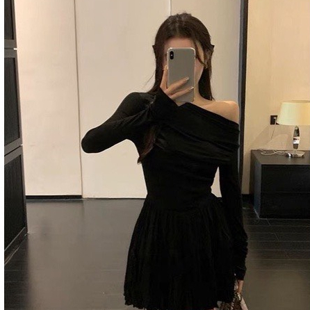 SET ÁO BẸT VAI CHÂN VÁY XOÈ