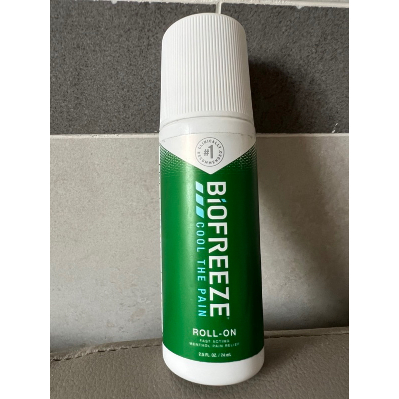 Lăn lạnh xoa bóp giảm đau nhức Biofreeze Cool The Pain có khả năng giảm các vết bầm tím nhanh chóng - EDS Hàng Mỹ