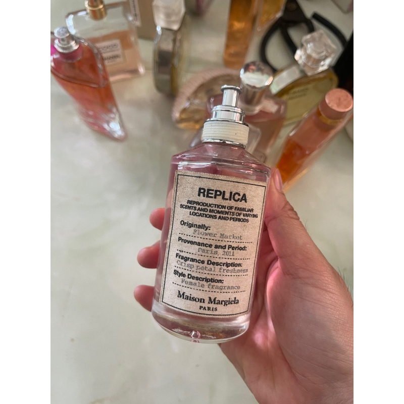 Nước hoa replica si thơm hơi cũ