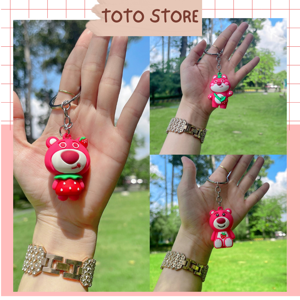 Móc Khóa Gấu Dâu Cao Su Dẻo Màu Hồng Cute Hot Trend Năm Nay