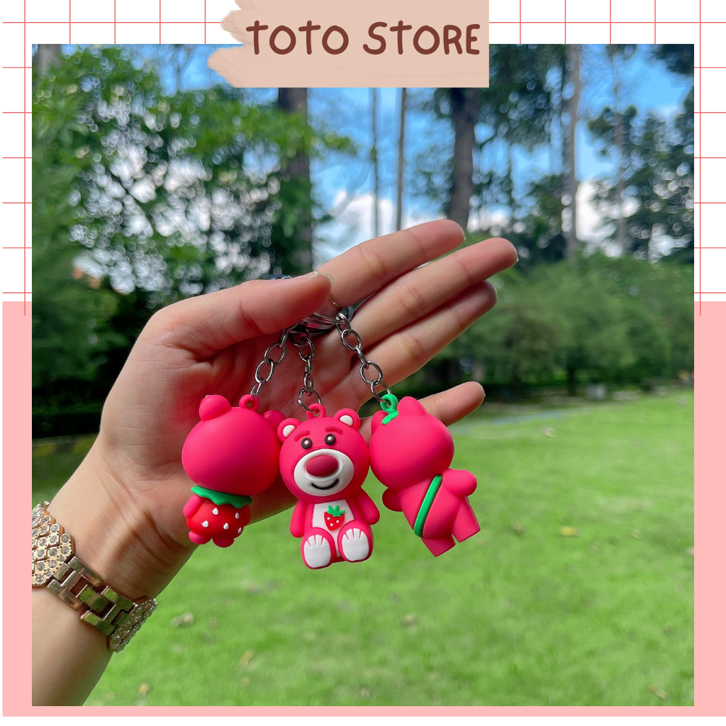 Móc Khóa Gấu Dâu Cao Su Dẻo Màu Hồng Cute Hot Trend Năm Nay