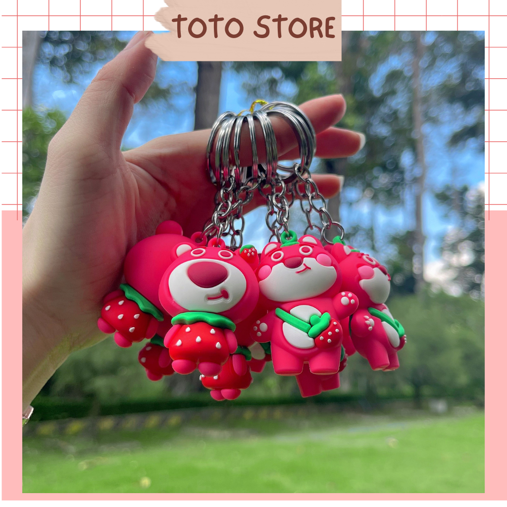 Móc Khóa Gấu Dâu Cao Su Dẻo Màu Hồng Cute Hot Trend Năm Nay