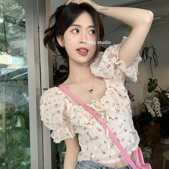 Áo voan hoa nhí tay bồng 2 lớp cổ vuông trễ vai vải voan nhún tiểu thư siêu xinh mùa hè 2023