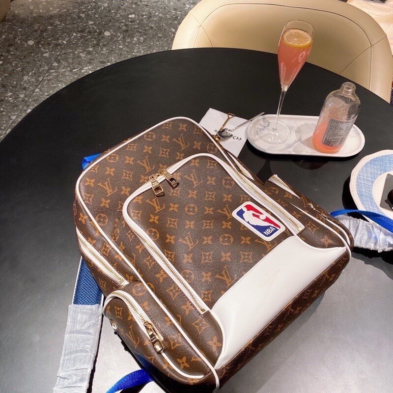 ⚡Hàng cao cấp⚡️!! Balo LV X NBA Backpack Monogram Nâu - Balo Sơn Tùng Loại 1 Full Túi Tag - Hàng Hot 2023
