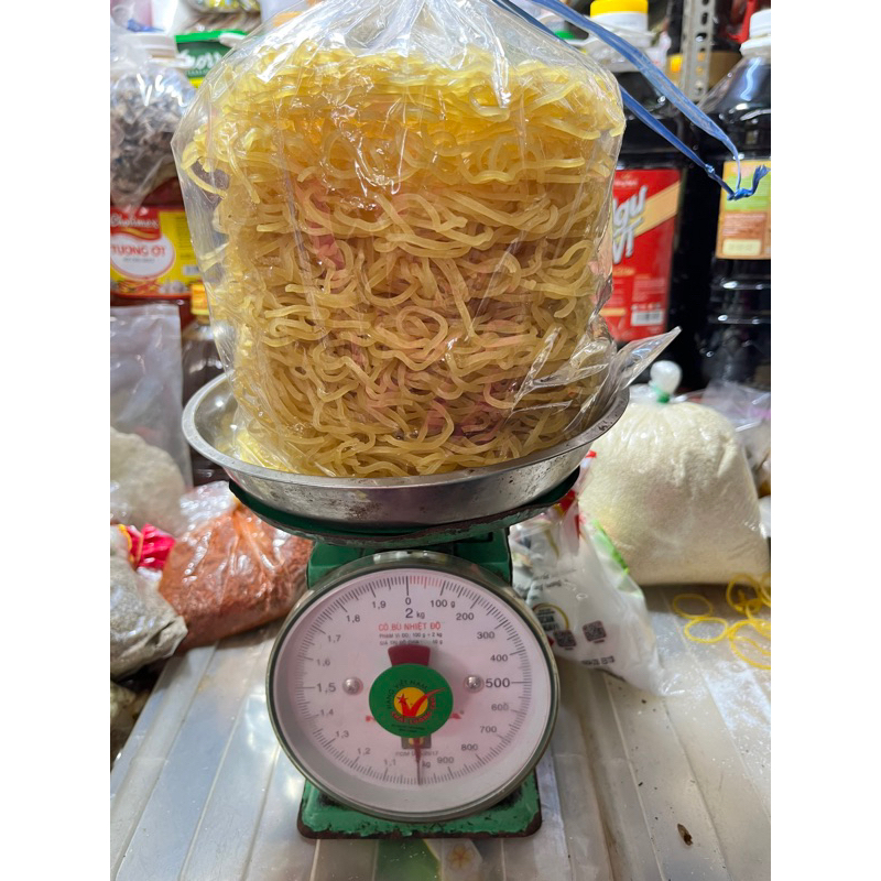 Mì chiên giòn chưa chiên 1kg 80k