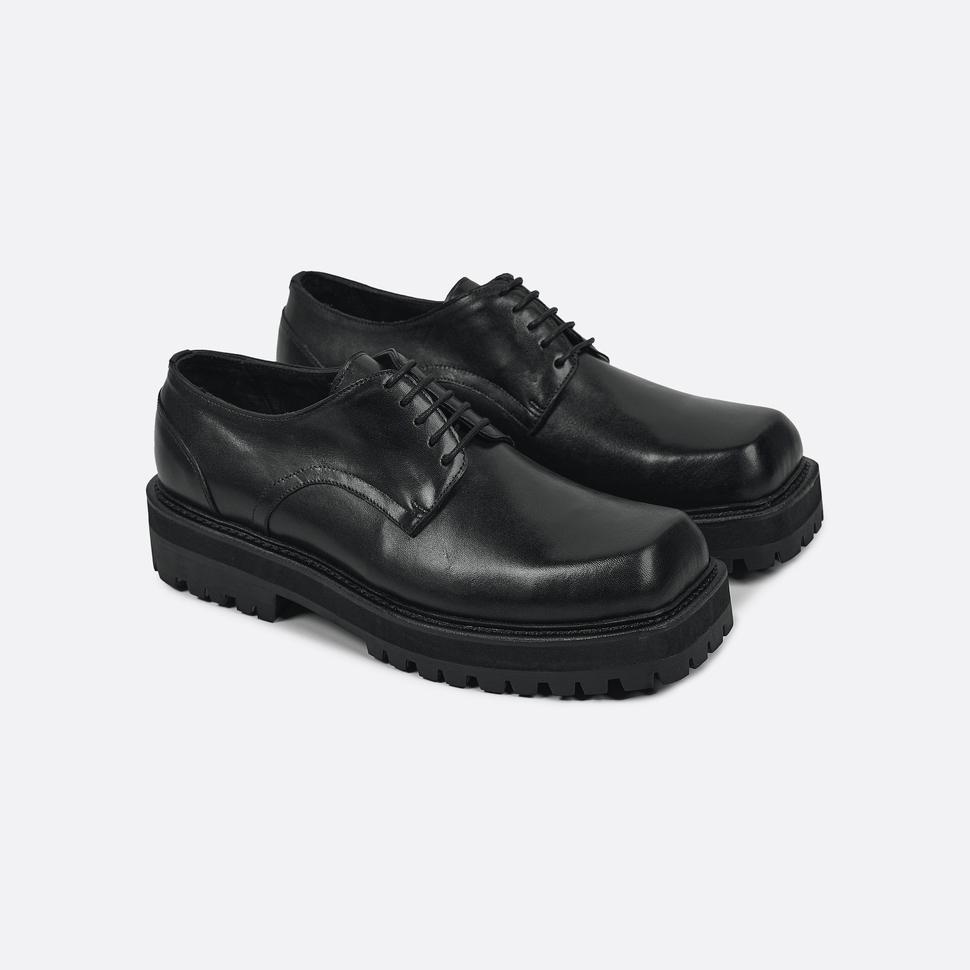 Giày Derby Nam TARMOR Da Thật Đế Chunky Màu Đen Mũi Vuông Chunky Derby Shoes With Square Toes In Black Leather