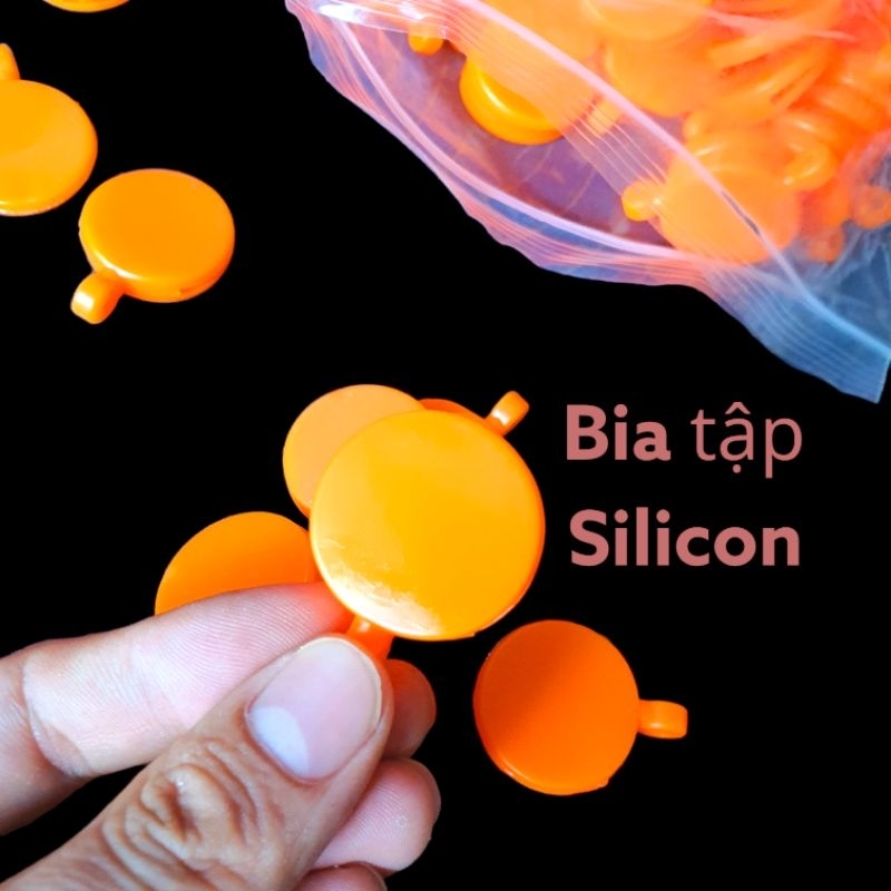 Bia tập ná cao su đỏ 3cm