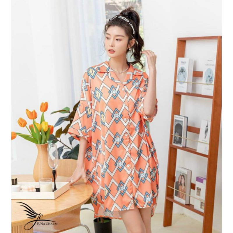 Đầm ngủ nữ lụa dáng sơmi rộng bầu bì bon chen vô tư nè. chất lụa trang nhã sang chảnh kết hợp họa tiết đẹp khỏi bàn luôn